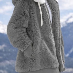 Chaqueta con capucha casual