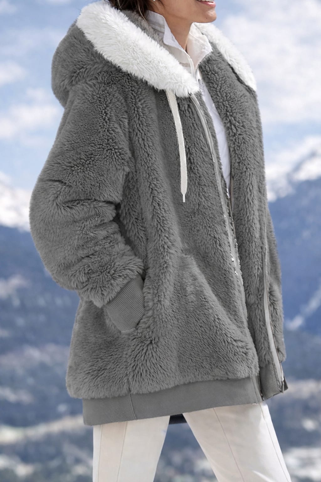 Chaqueta con capucha casual