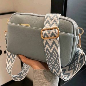 Bolso minimalista liso