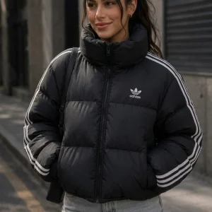 chaqueta puffer negra